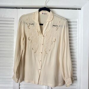 Women's Vintage 1970's Peony Ivory Silk Blouse